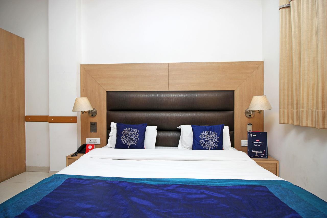 Hotel Arina Inn Нью-Делі Екстер'єр фото