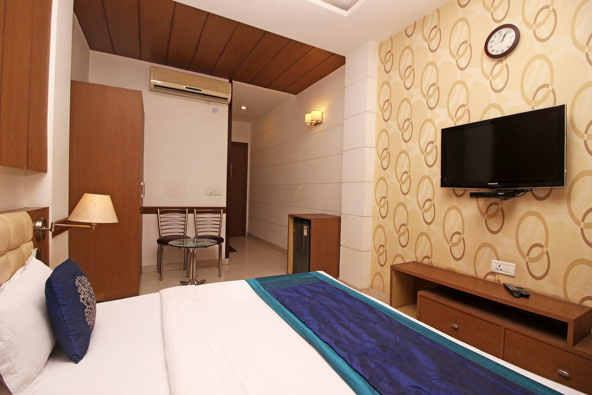 Hotel Arina Inn Нью-Делі Екстер'єр фото