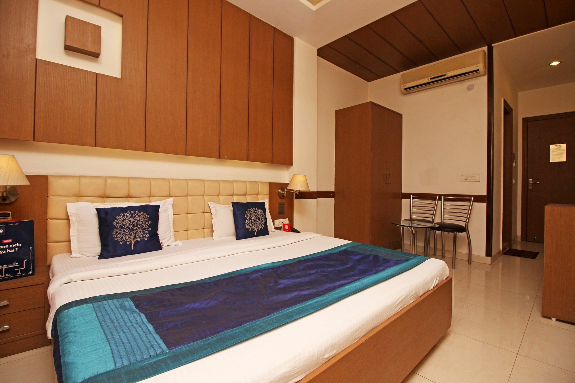 Hotel Arina Inn Нью-Делі Екстер'єр фото